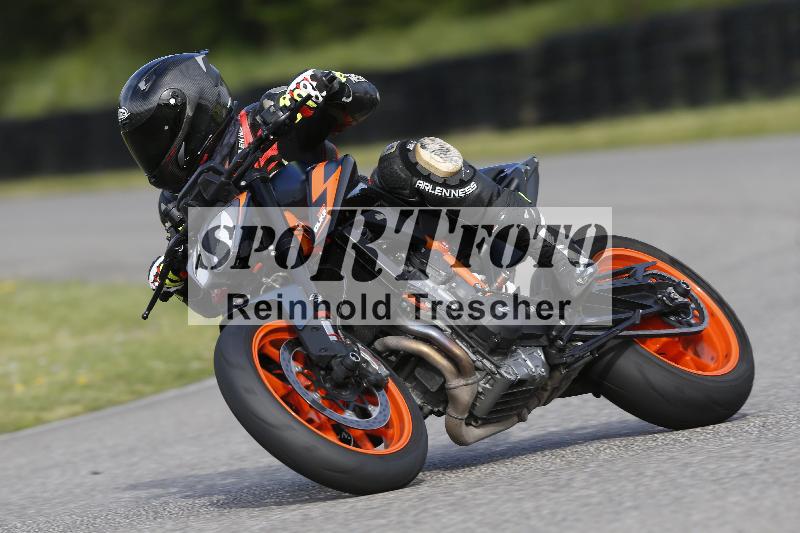 Archiv-2025/08 20.04.2025 Speer Racing ADR/Gruppe gelb/2